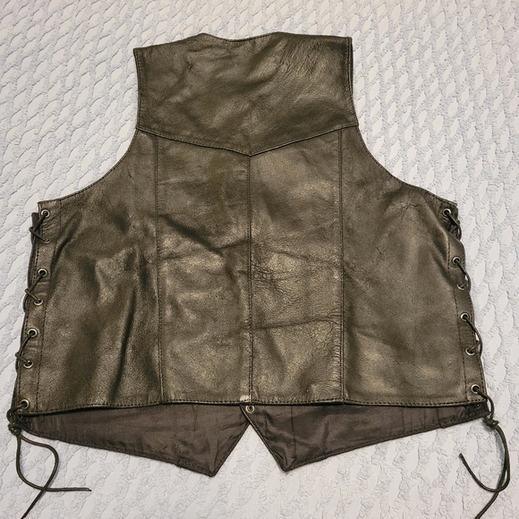 Leather biker vest size 44 EUC - Picture 2 of 3